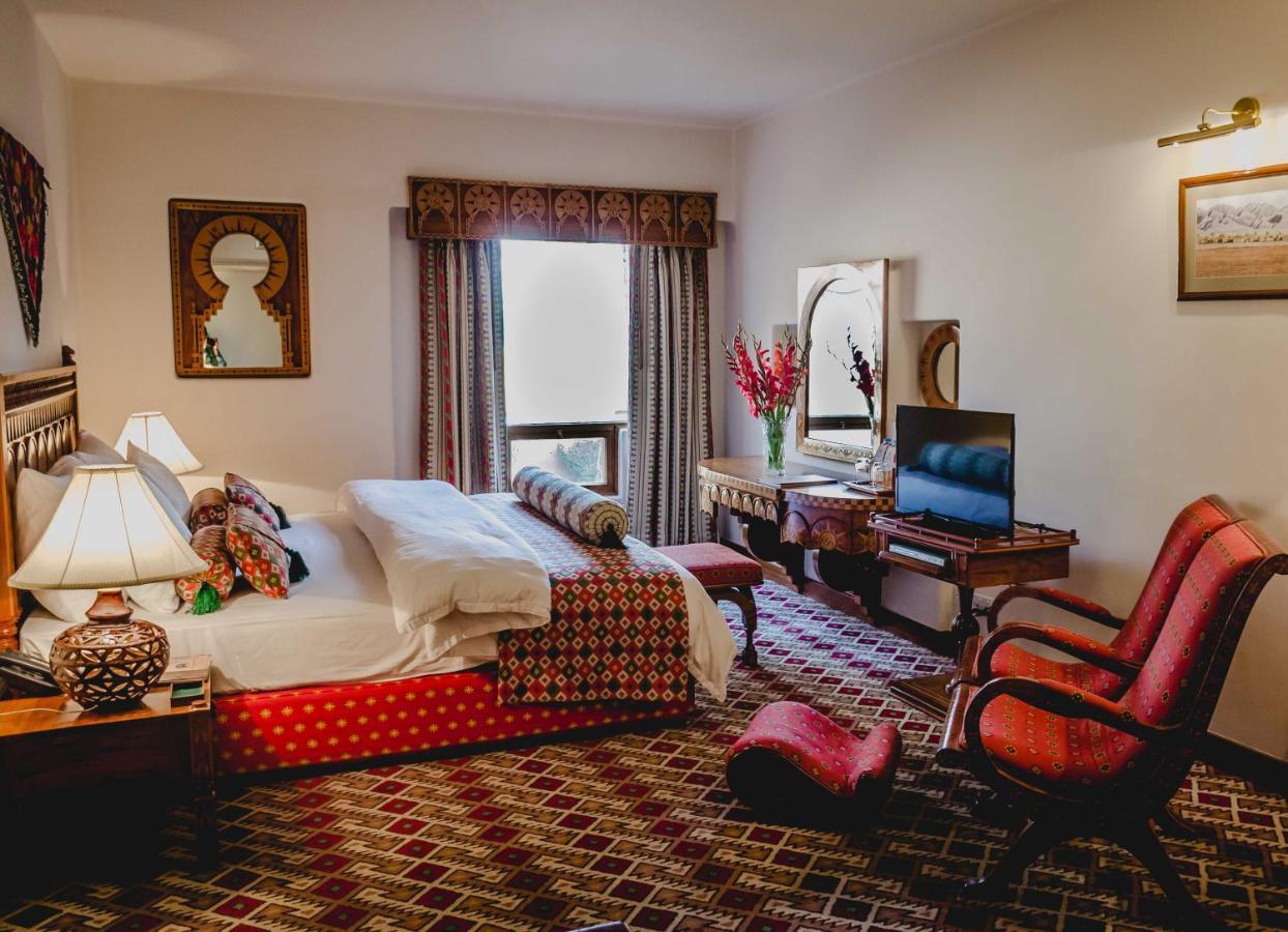 Quetta Serena Hotel Екстер'єр фото