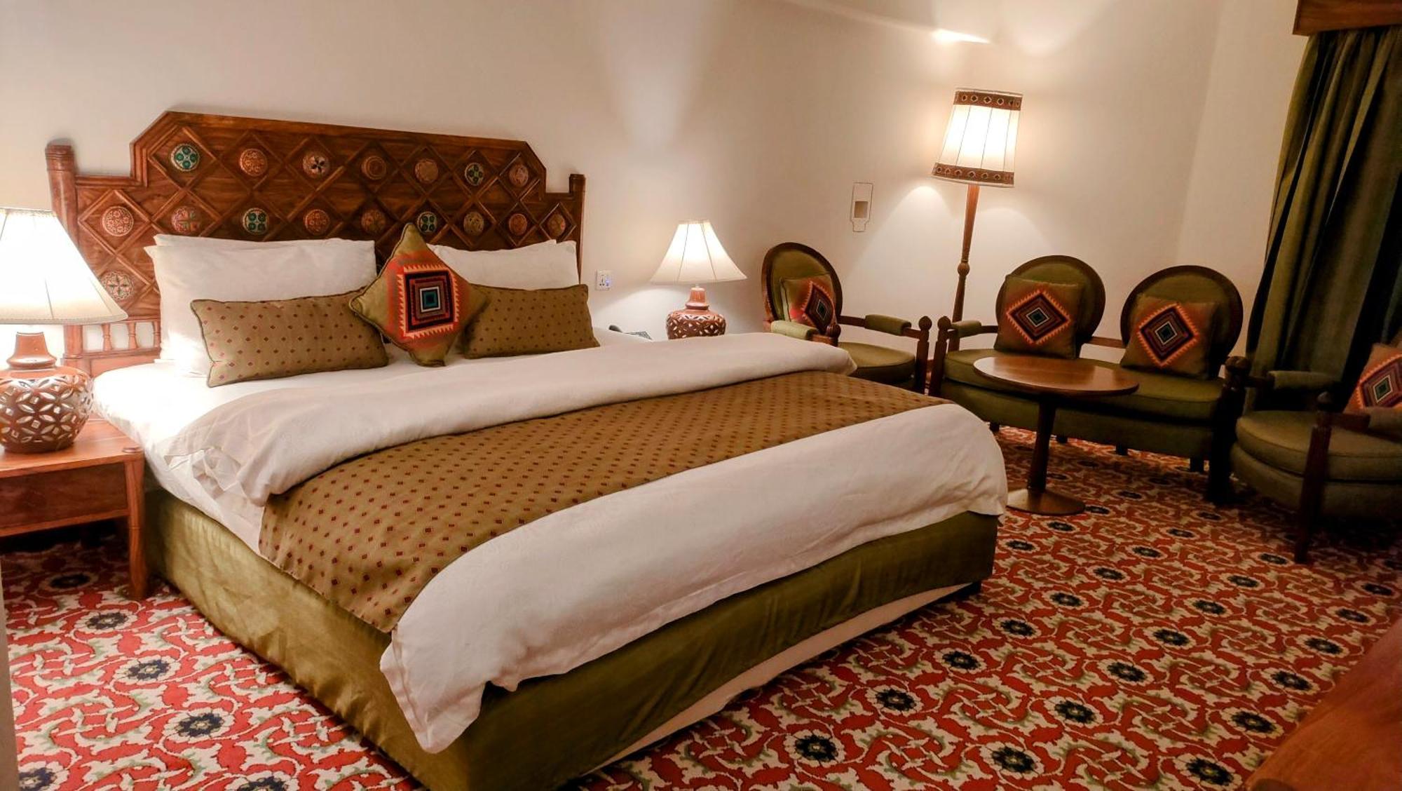 Quetta Serena Hotel Екстер'єр фото