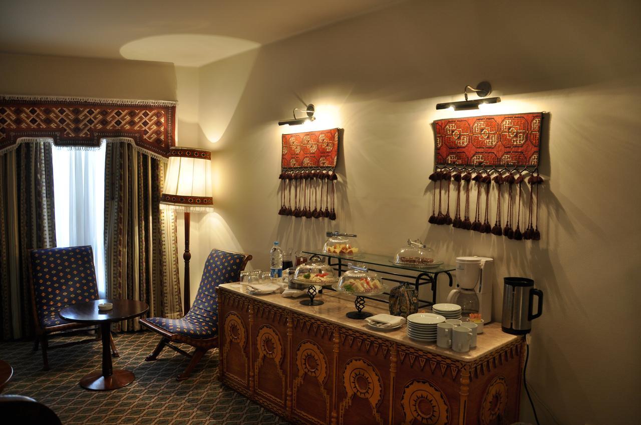 Quetta Serena Hotel Екстер'єр фото